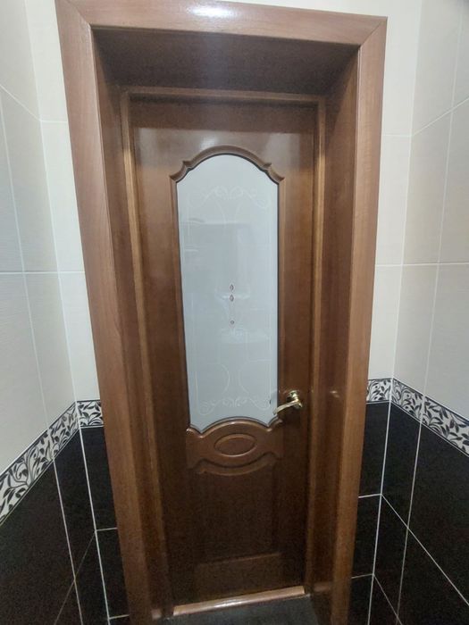 Продам двери б/у, в хорошем состоянии