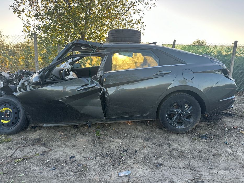 Dezmembrez hyundai elantra santa fe suzuki vitara 2014 alfa romeo 159