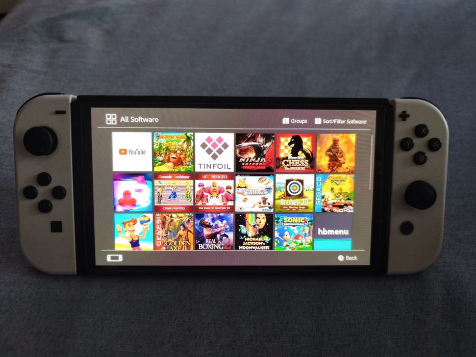 Nintendo switch Oled 256гб карта с много игри в перфектно състояние