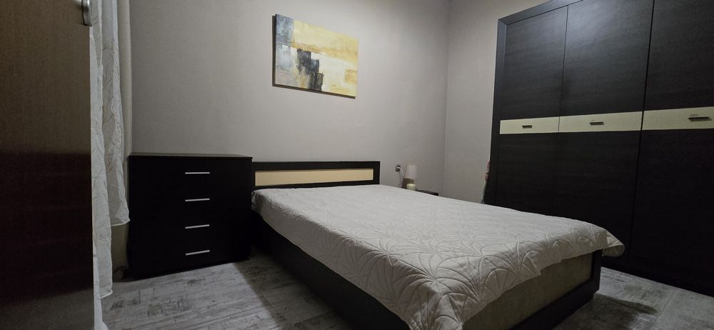 Отдавам под наем - Стара Загора - двустаен - обзаведен - супер център