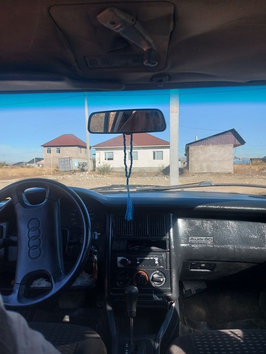 Продам Ауди 80 обём 2