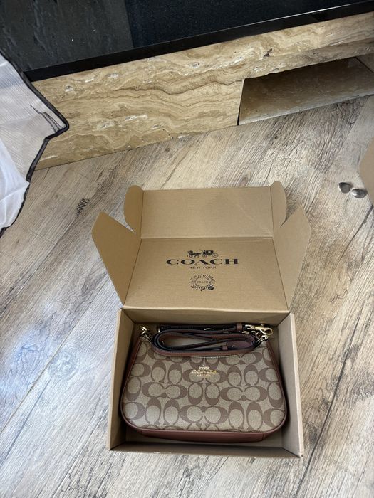 Geantă Coach originală – purtată la 2 ședințe foto, ca nouă