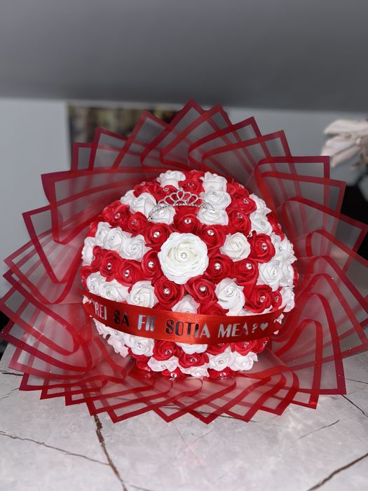 Buchete trandafiri Sapun si trandafiri Imperiali sclipici