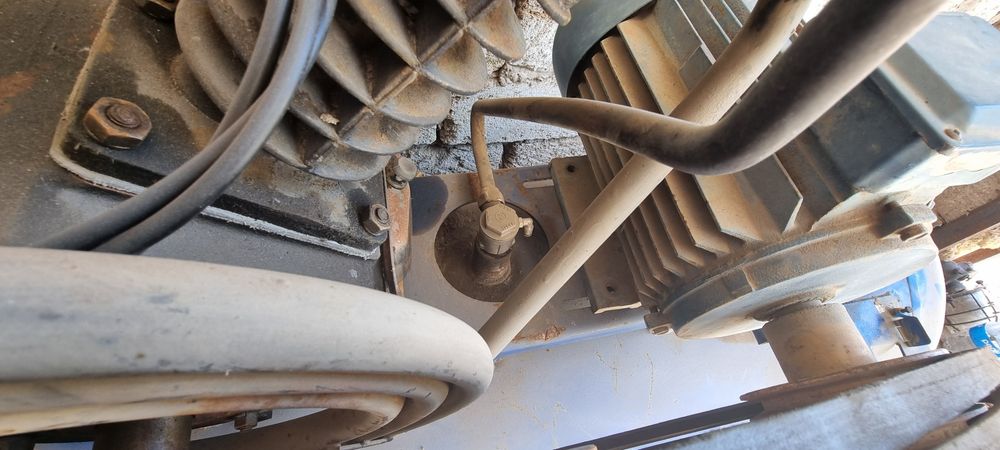 Компрессор с 416 м