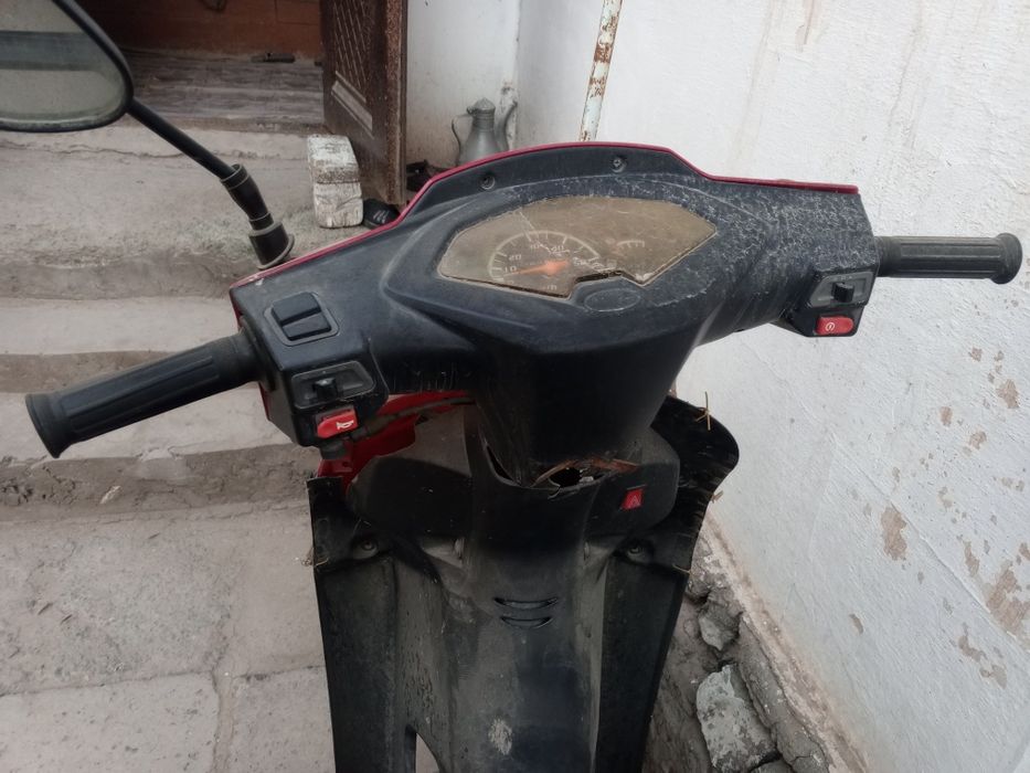 Мотоцикл Бензин 50 тезлик