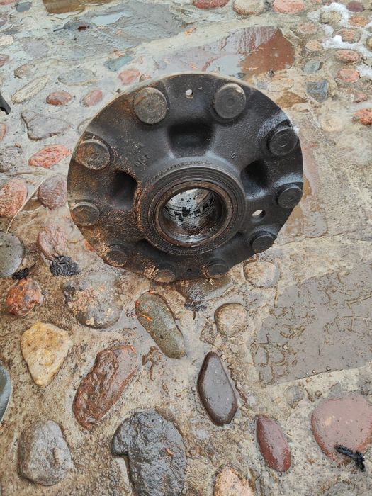 Продам запчасти на Volvo