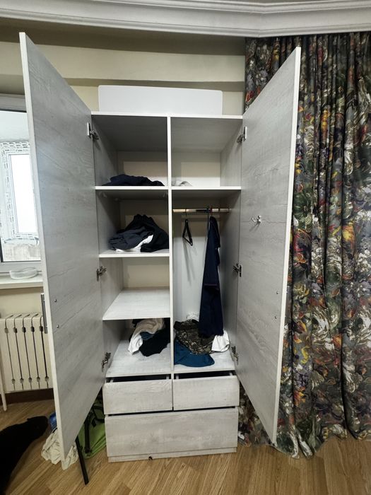 Шкаф для вещей 2 штуки одинаковые