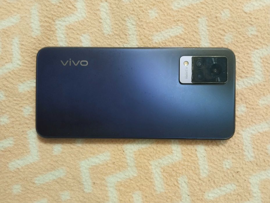 Vivo v21 8 Gb/128Gb