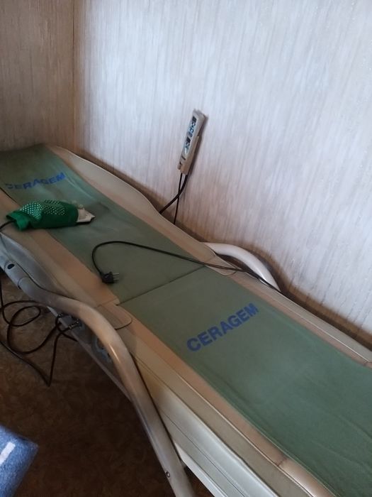 Массажная кровать