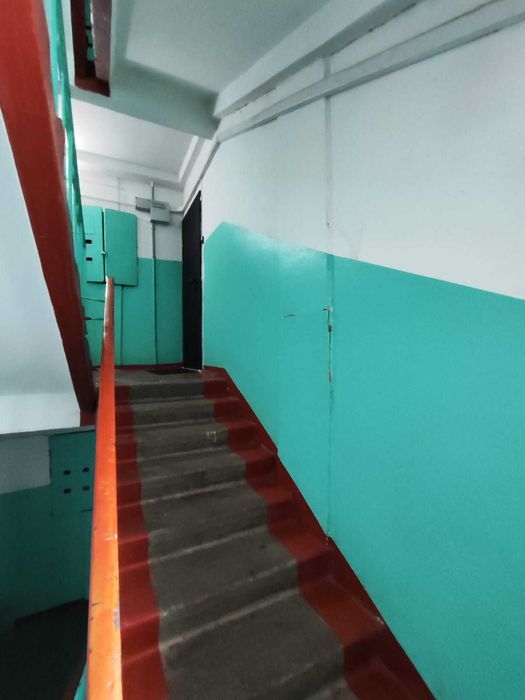 3 комн квартира, район СКГУ