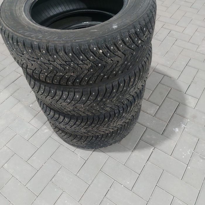 Продам шины Нокиан Хаккапелита 8
