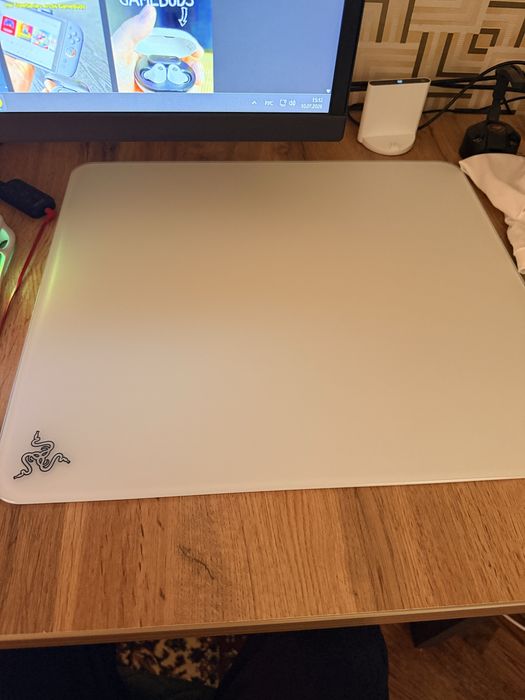 Razer Atlas glasspad