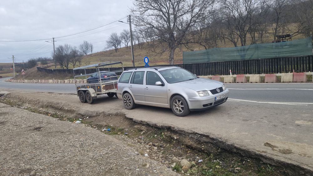 Vând remorca 2 axe înmatriculată pe primărie!