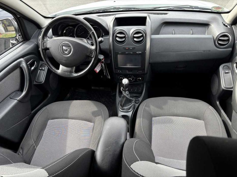 Dacia Duster Prestige 1.5 Diesel 110 CP 4x4 Euro 5 AHK An fabricație: 02/2016