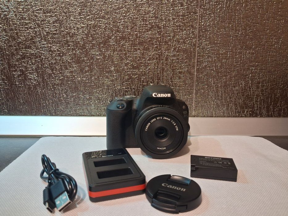 Canon EOS 200D-Aparat foto DSLR