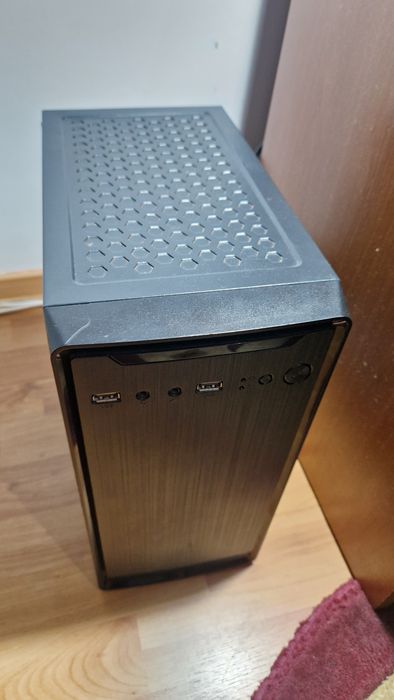 Vand Pc cu i5 4440 16 gb ram ddr3 ssd 256 gb