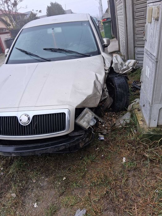 Vand skoda superb pt piese