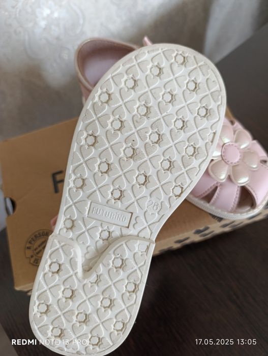 Сандалии для девочки р.28