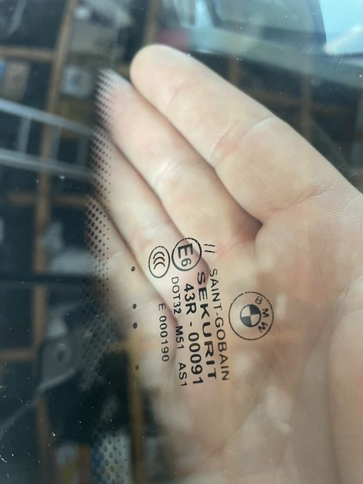 Челно стъкло за Bmw E70