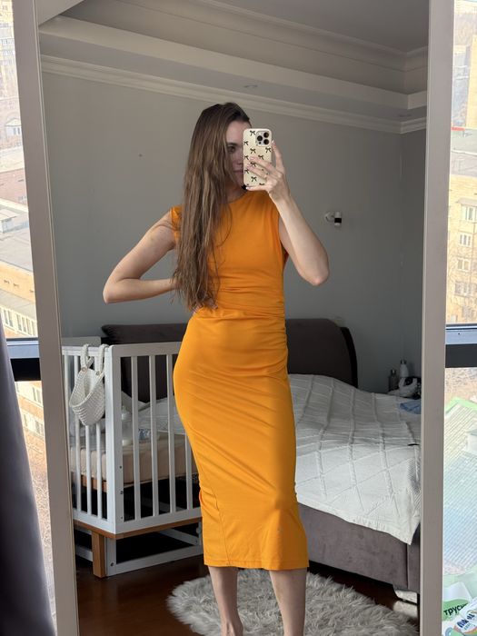 Платье Zara желтое