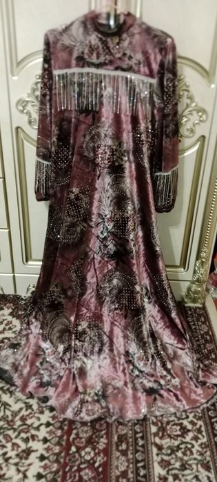 Koynek qora ii  villue