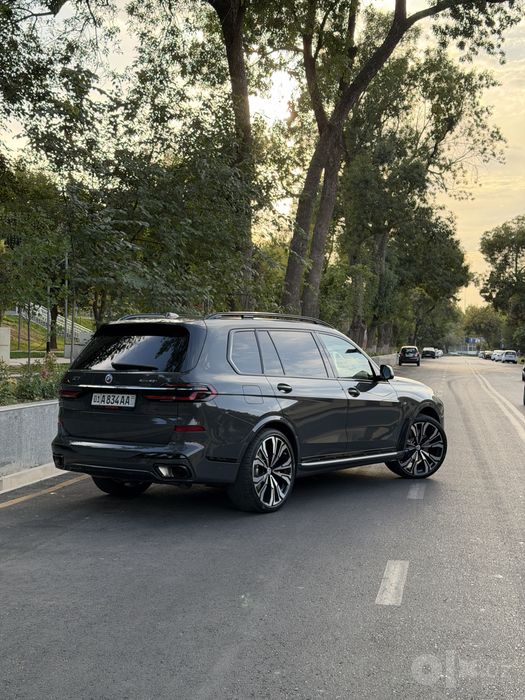 BMW X7 40i Induvidal