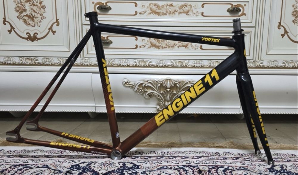 Engine 11 vortex 2022 triple butted alloy
