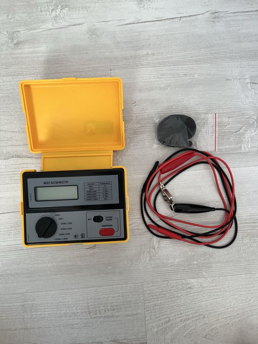 Мегаомметр новый