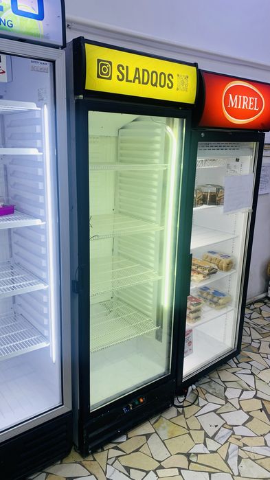 Витринный холодильник / Холодильник для напитков