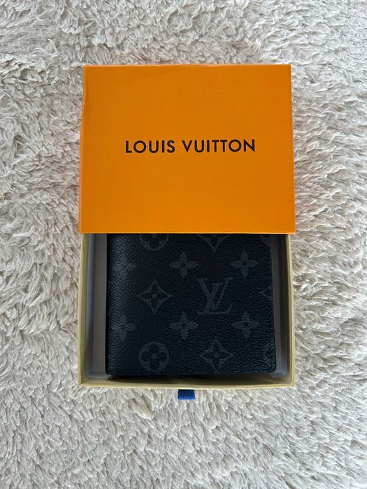 LOUIS vuitton портфейл