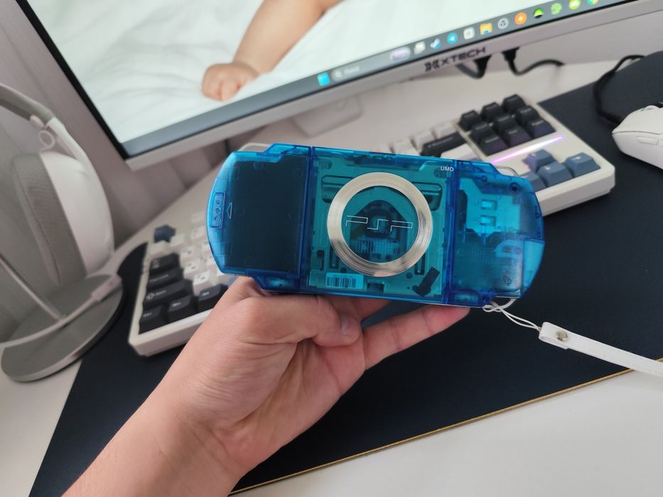 Psp 1000 модель полный комплект