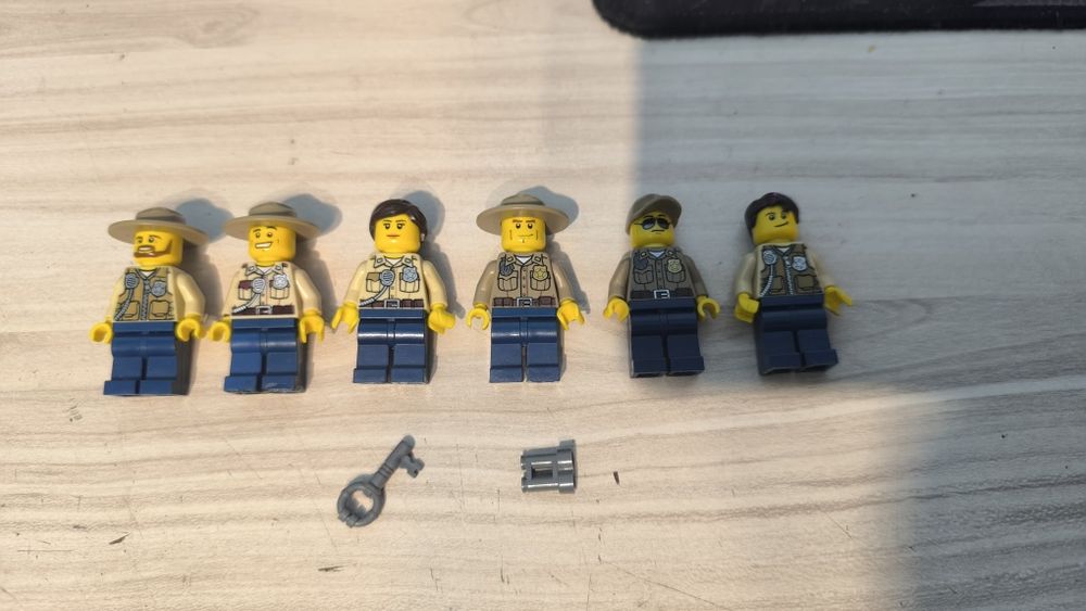 Lego фигурки оригинални