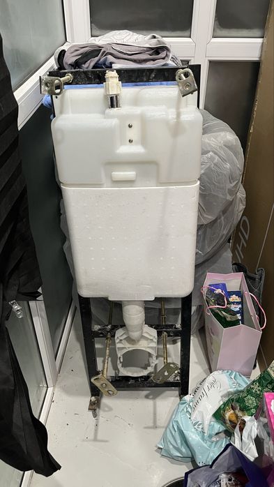 Продам Cersanit унитаз с инсталляцией