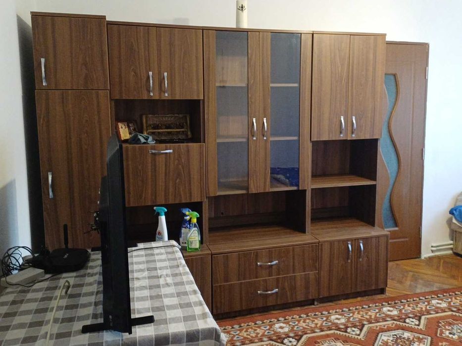 Inchiriez apartament 2 camere, persoana fizica