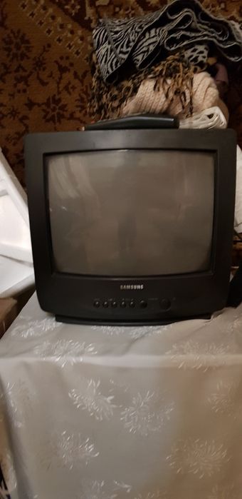 Продаю телевизор б/у