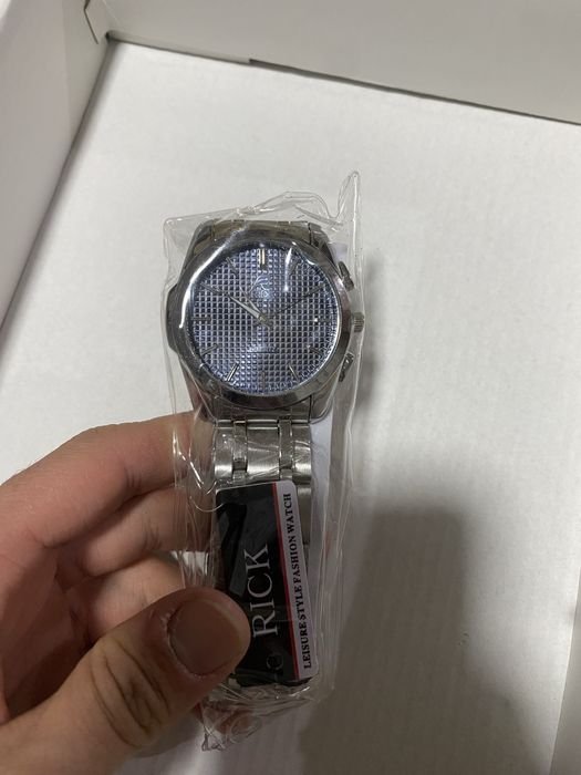 Продам часы от Rick