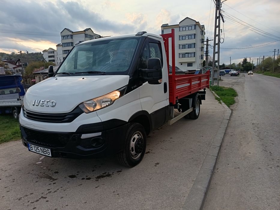 Vând Iveco daily basculabil