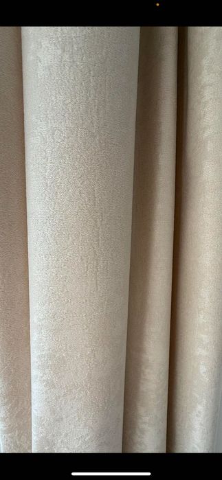 Пердета,чисто нови,цвят шампанско