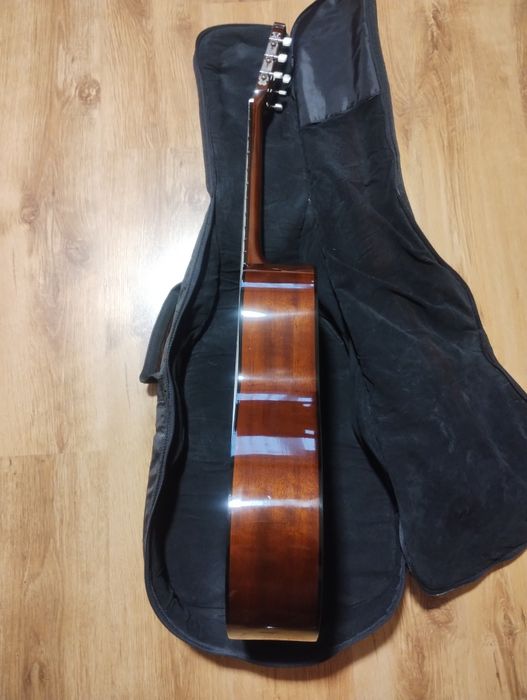 Класическа китара "Aria"(Japan)