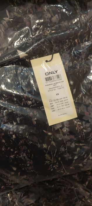 Bluzițe eleganta. Maimea xs,s,m ,l și xl