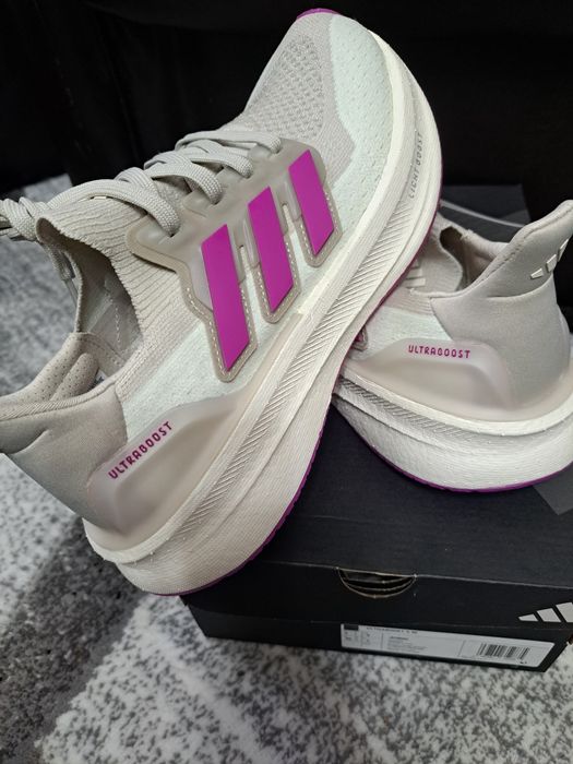 Adidasi ultraboost 5w