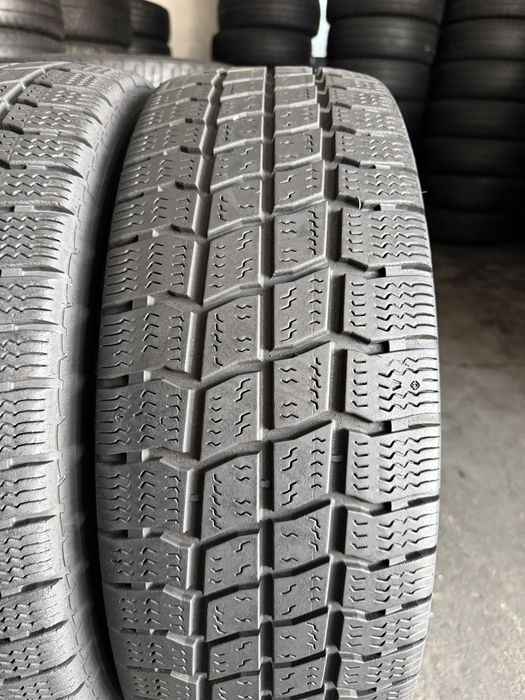 2 anvelope iarna 215/65/16 C , Vredestein , DOT 2022 !