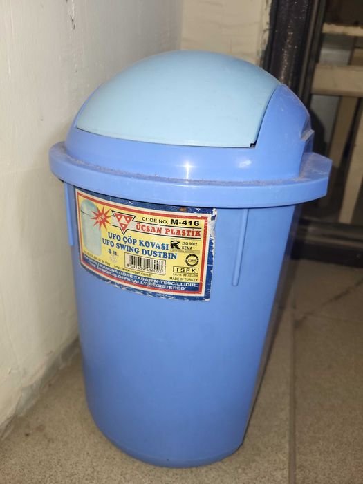 продам урну для мусора