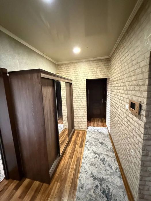 Сдается 2 ком Юнусабад 8. ТЦ Юнусабад Gallery. Семейным или Студентам