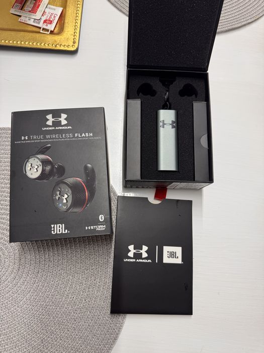 Casti in-ear UnderArmour Flash True Wireless originale