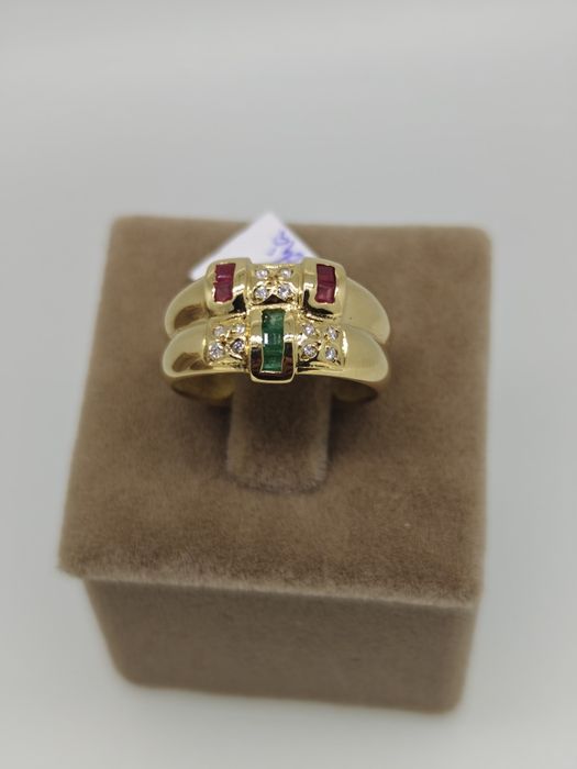 Inel aur 18k 4.40gr cu diamante smaralde și rubine (r)