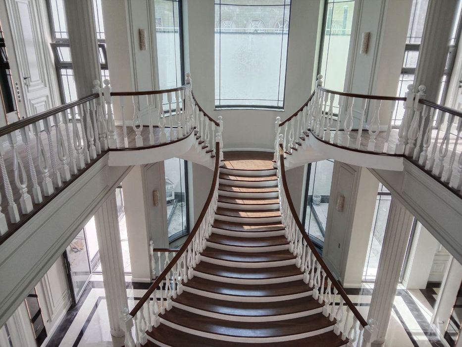 zina Лестницы. Зиналар ёгочдан