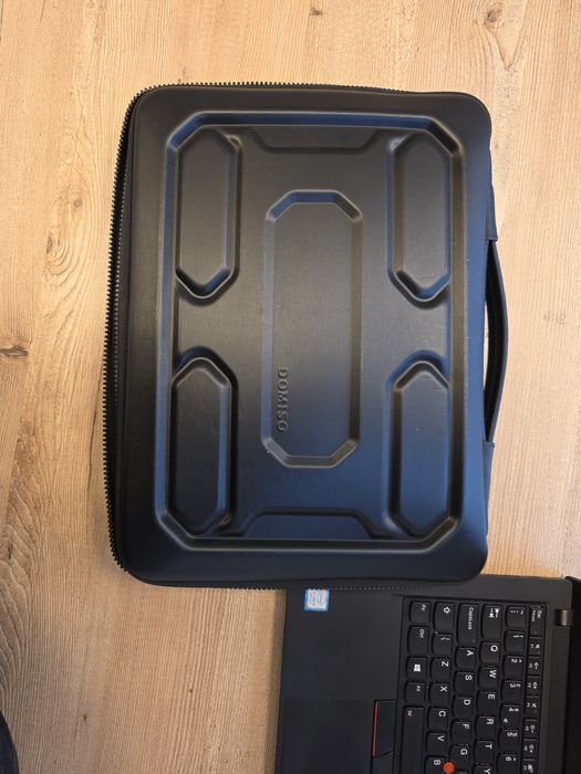 Lenovo thinkpad T490