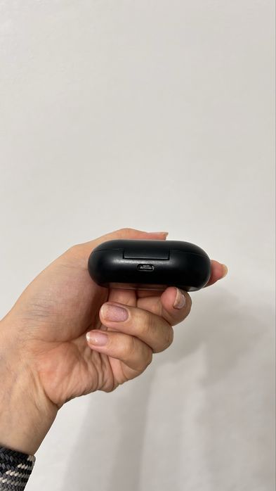 Продам наушники беспроводные