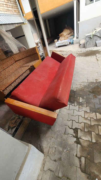 Отдам даром диван